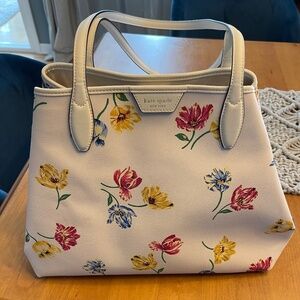 Kate Spade Sutton Tulip Toss Medium Tote